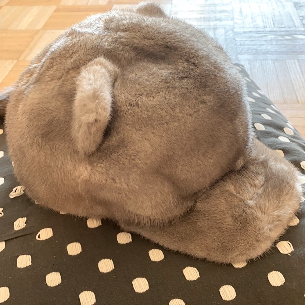 mink fur hat（cat style）grey